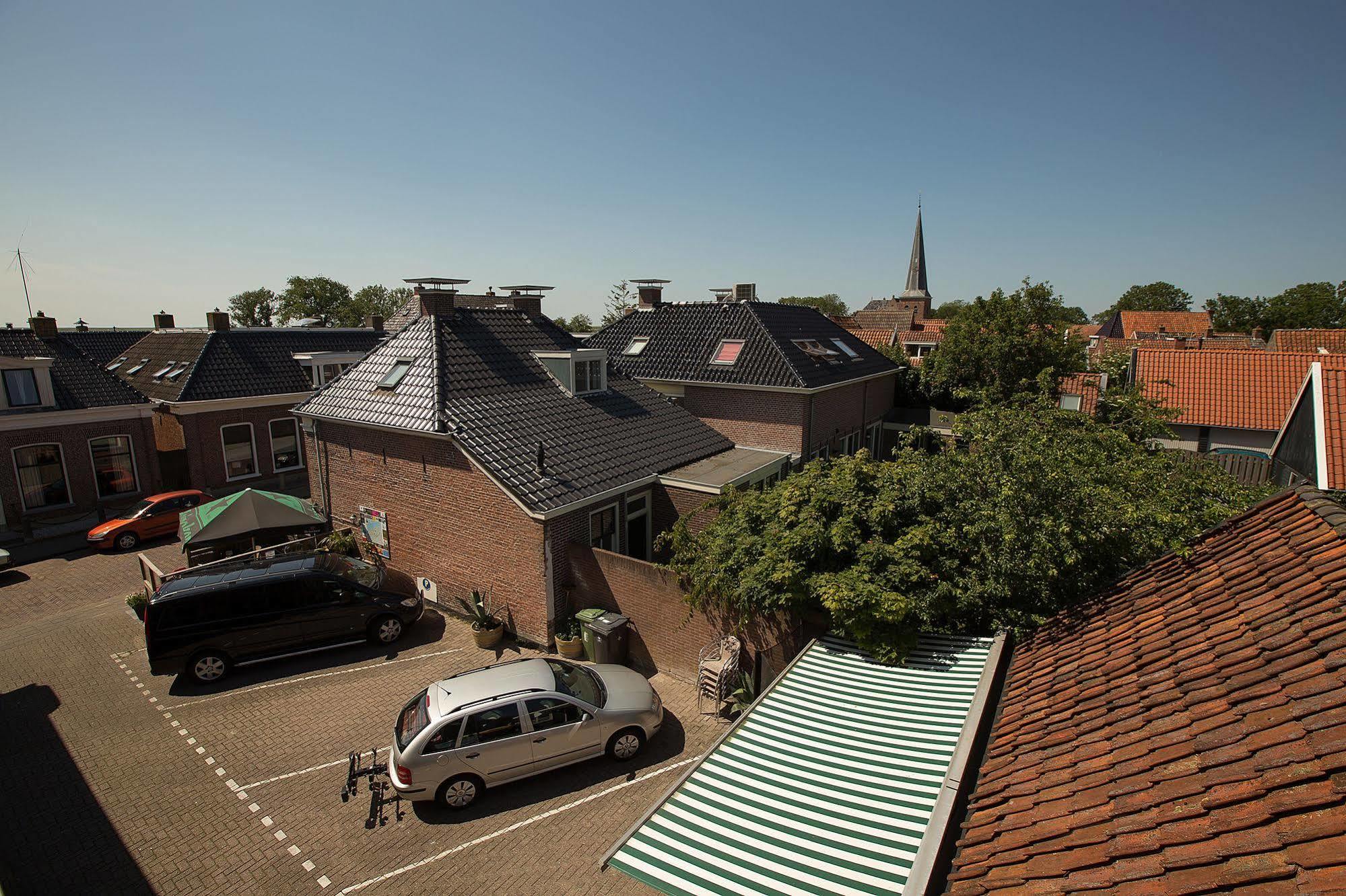 Hotel De Gouden Klok Leeuwarden Exterior foto